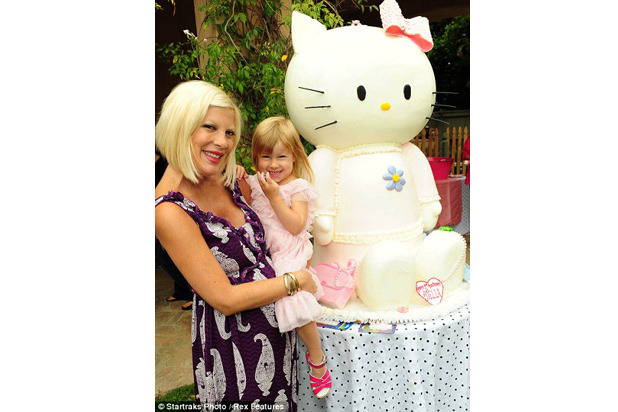 Tori Spelling's Daughter Stella's 3rd Birthday Cake