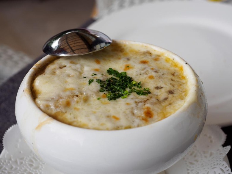 Vegetarian French Onion Soup