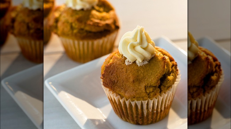 Perkins pumpkin muffin