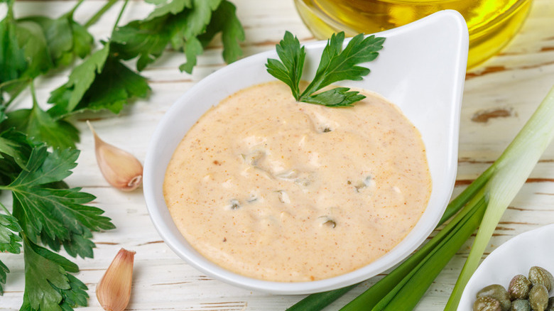 Bowl of remoulade sauce