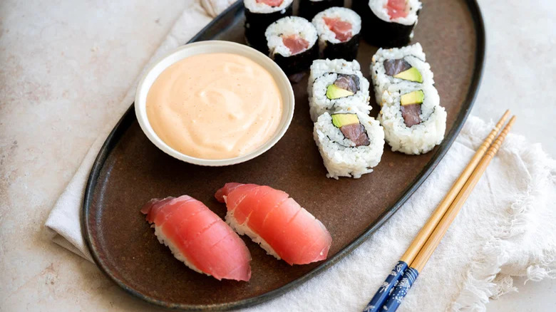 Spicy mayo with sushi