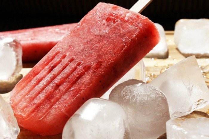 Strawberry Riesling Popsicles