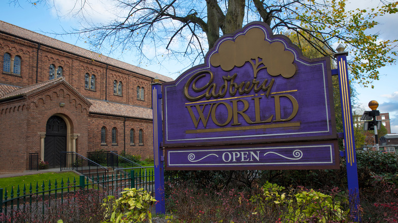 Cadbury World sign and exterior