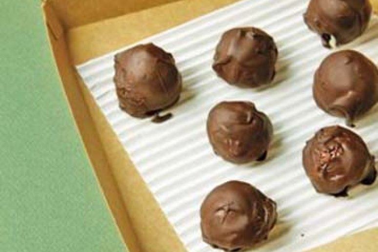 Chocolate-Dipped Goat Cheese Balls 