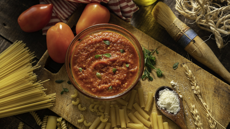 pasta sauce with tomatoes bowl