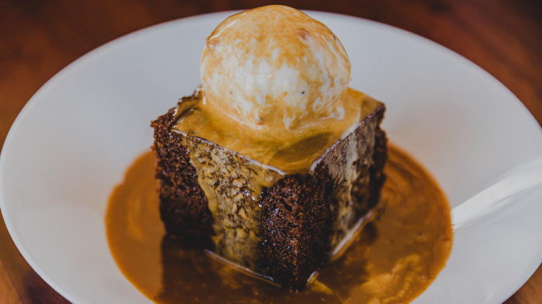 sticky toffee pudding with ice cream