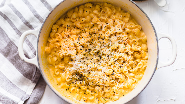 pumpkin mac and cheese pan