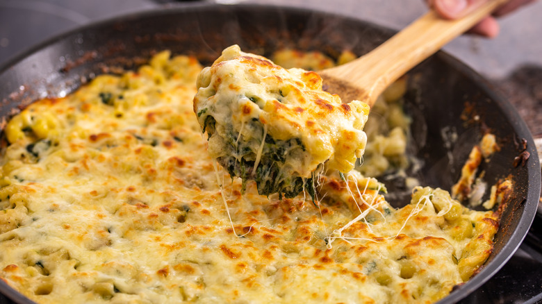 mac and cheese with spinach