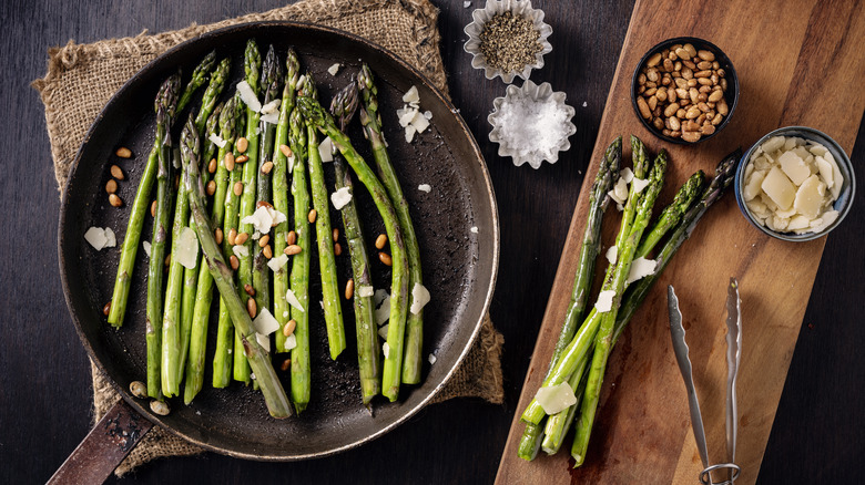 Asparagus on a pan