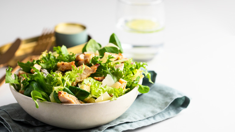 Chicken and lettuce in bowl