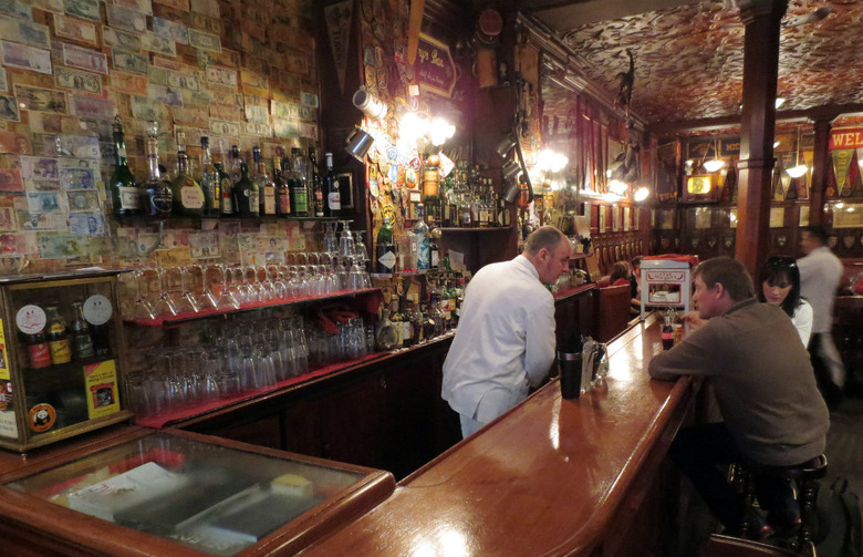 1. Harry's New York Bar (Paris, France)