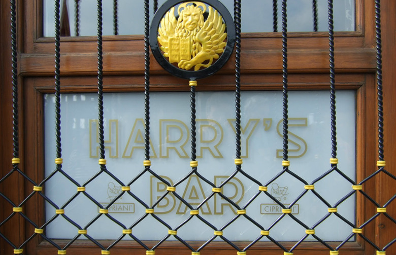 7. Harry's Bar (Venice, Italy)