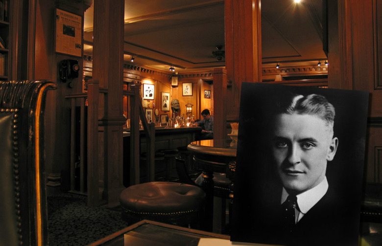 5. The Hemingway Bar (Paris, France)