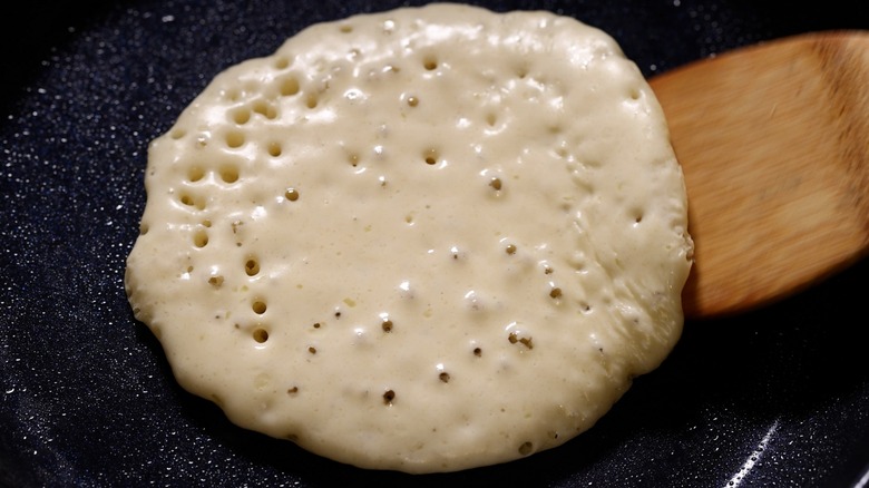 Flipping bubbly pancake