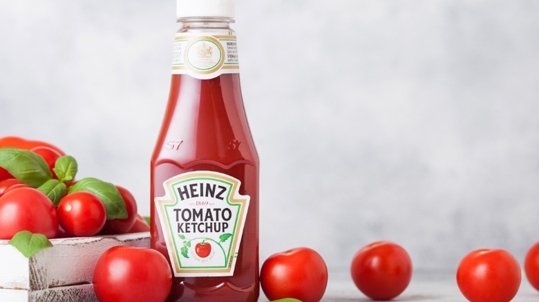 Heinz ketchup and tomatoes