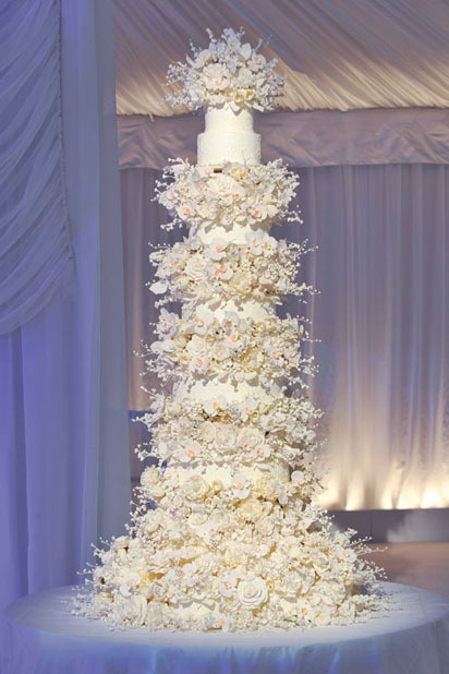 16 Outrageous Celebrity Wedding Cakes Slideshow 5500