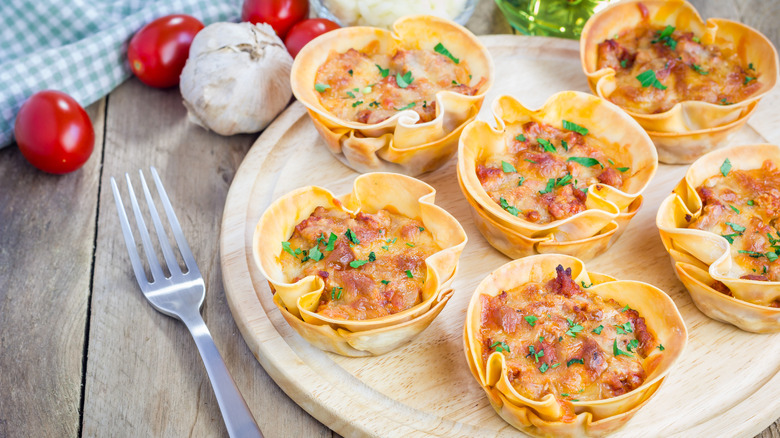 Plate of lasagna cups