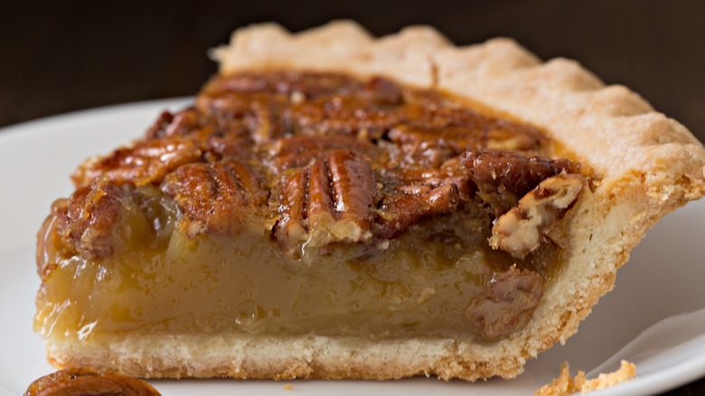 pecan pie with flaky crust