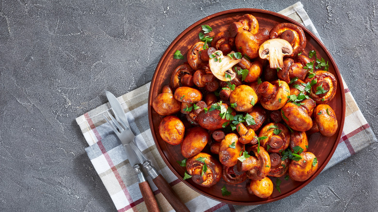 Bowl of Spanish garlic mushrooms