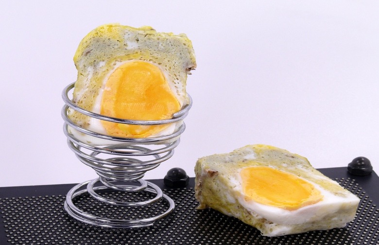 Poach Eggs in the Microwave