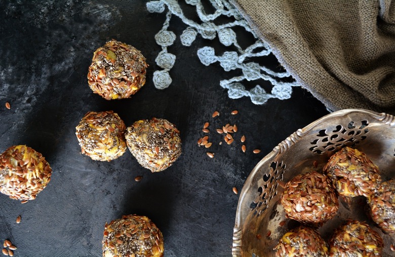 Peanut Butter and Chocolate Chip Cookie Dough Truffles