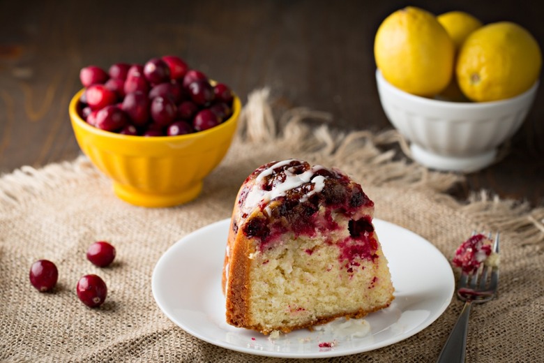 Cranberry and Apple Cake 