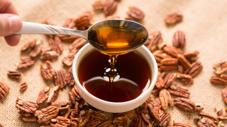 Maple syrup with pecans