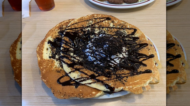 Huddle House Oreo pancakes