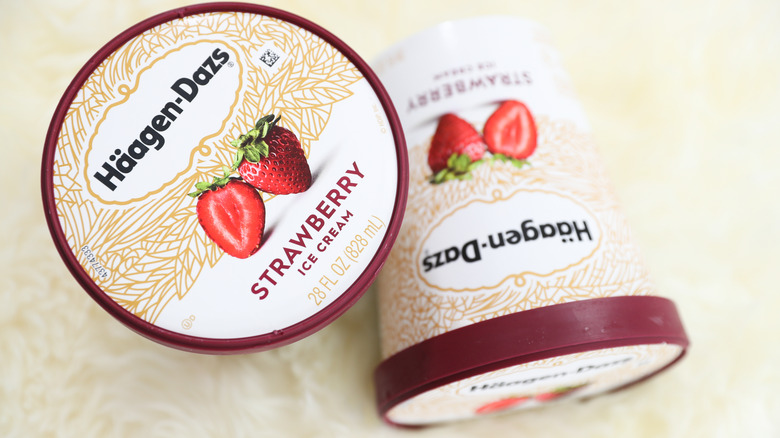 Haagen-Dazs strawberry ice cream pints