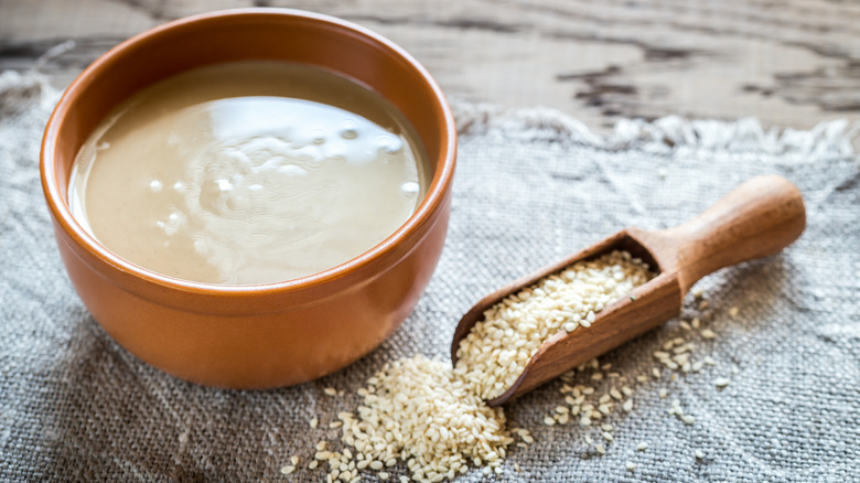 tahini and sesame seeds