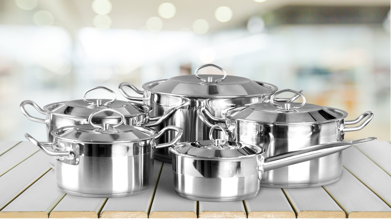 stainless steel cookware set