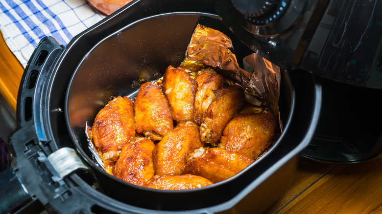 Air fryer chicken wings