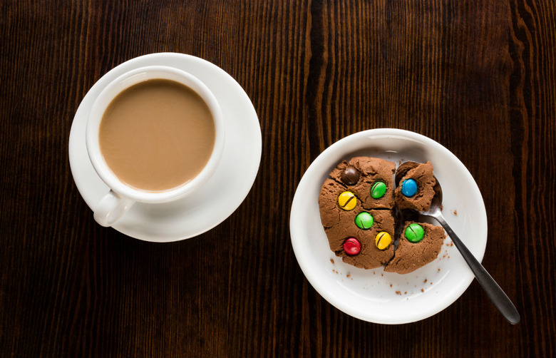 Soft Batch Mini M&M Chocolate Chip Cookies