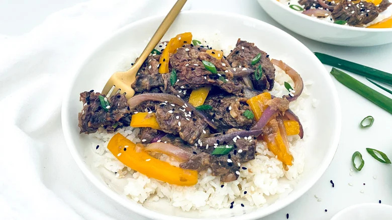 Beef stir fry with rice