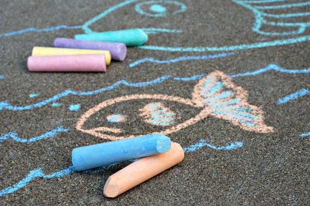  DIY Sidewalk Chalk