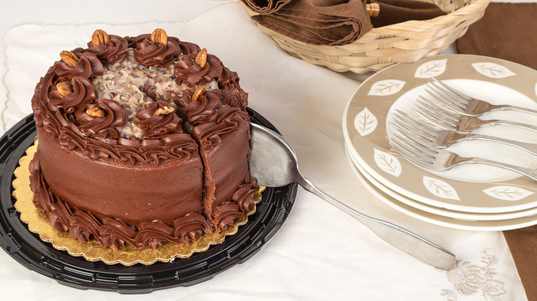 coconut and pecan german chocolate cake