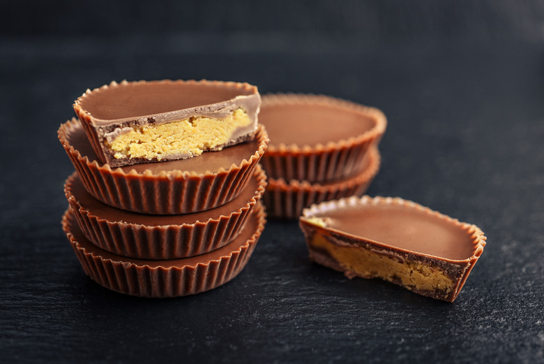 Justin's Dark Chocolate Peanut Butter Cups 