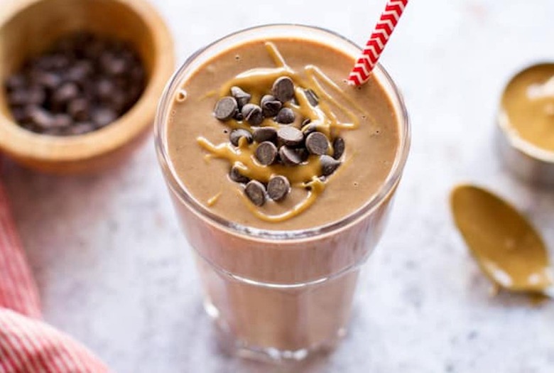 Keto Avocado Chocolate Smoothie