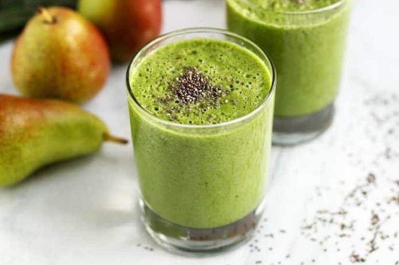 Pear Smoothie with Kale