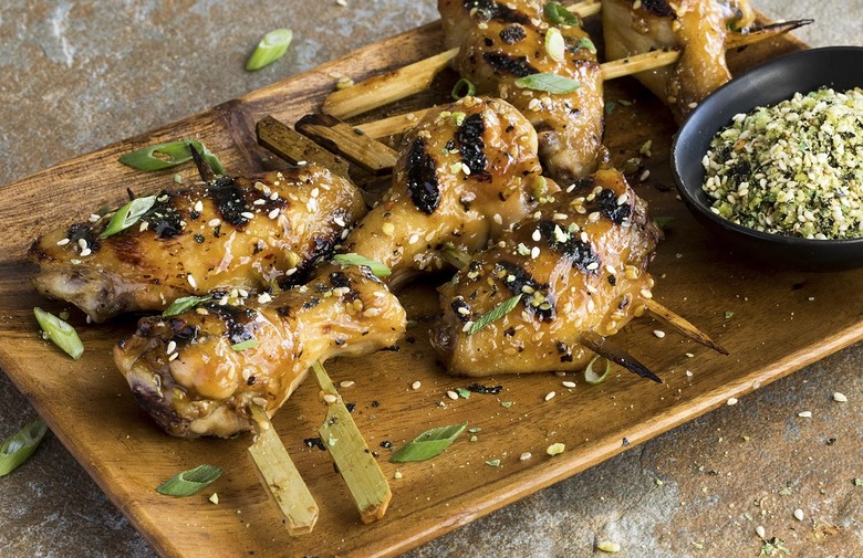 Spicy Japanese Izakaya Style Grilled Wings