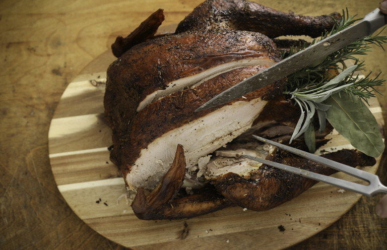 There's a Right Way to Carve a Turkey