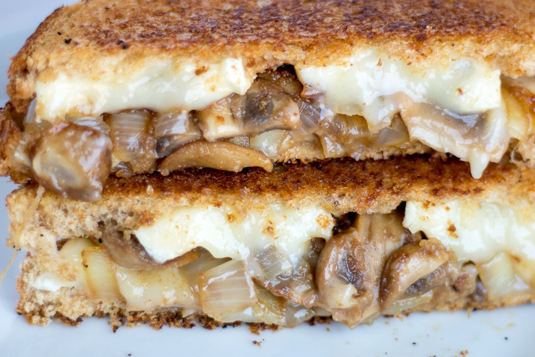 Balsamic, Mushroom and Onion Grilled Brie Cheese Sandwich