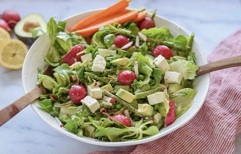 Spring Green Salad with Asparagus