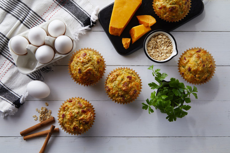 Bacon-Cheddar Breakfast Muffins