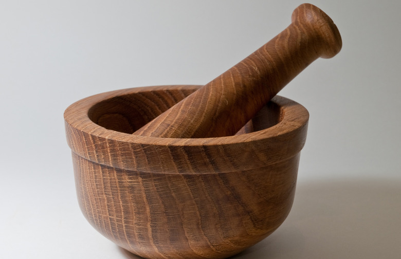 Owns a Mortar and Pestle