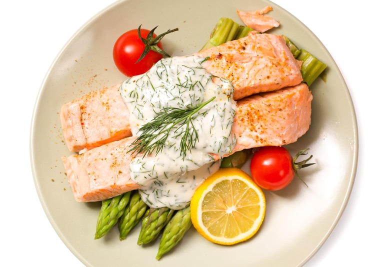 Poached Salmon Filets with Mustard Dill Sauce