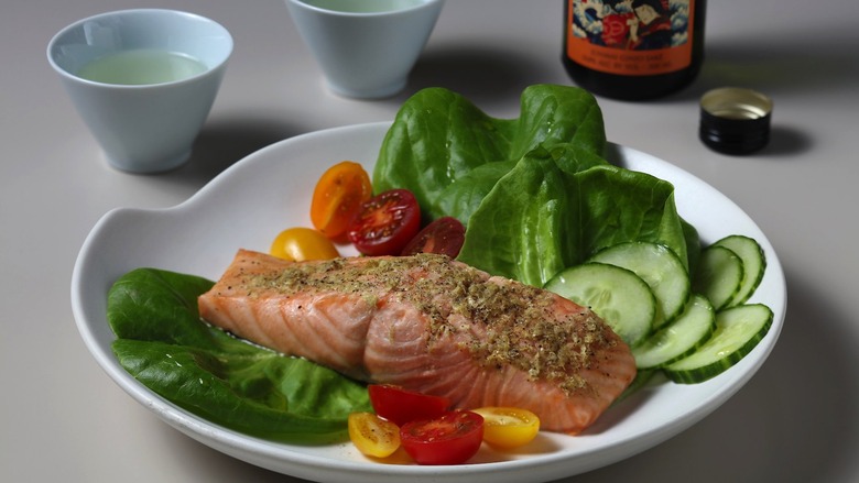 Sake Steamed Salmon 