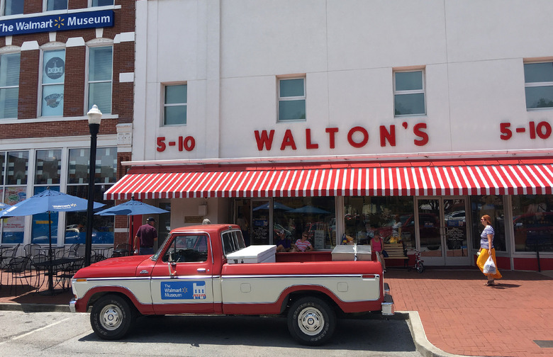 One of Walton's First Stores Is Today a Walmart Museum 