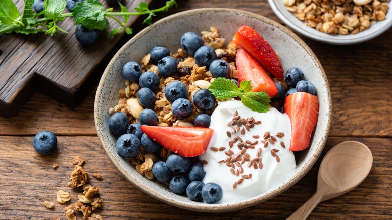 fruit and yogurt bowl