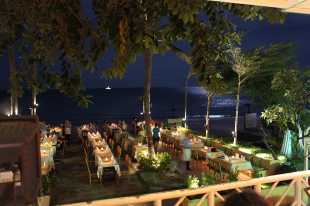 21 Best Beach Restaurants Around The World Slideshow